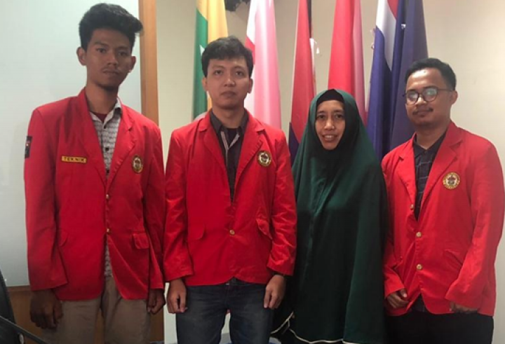 Tiga Mahasiswa Teknik Unhas Ciptakan Rompi Pengaman Bagi Pekerja Tambang